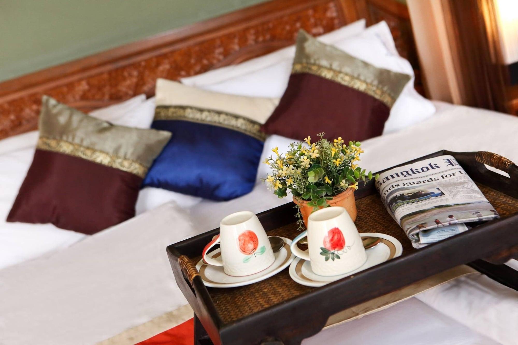 People Place Boutique In Town Hotel - Sha Extra Plus Chiang Mai Bagian luar foto