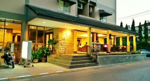 People Place Boutique In Town Hotel - Sha Extra Plus Chiang Mai Bagian luar foto