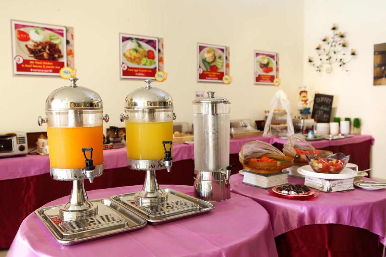 People Place Boutique In Town Hotel - Sha Extra Plus Chiang Mai Bagian luar foto